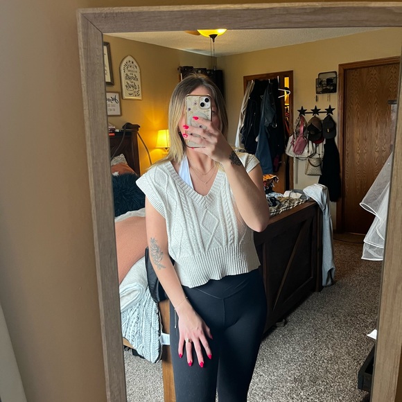 Pink rose sweater vest SMALL - Picture 1 of 3